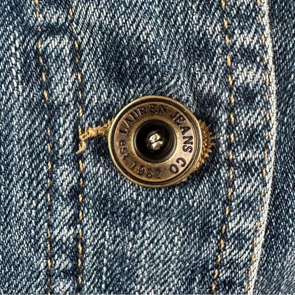 Ralph Lauren Women’s SZ Medium Petite Classic Blue Denim Jean Jacket Casual - Picture 5 of 15